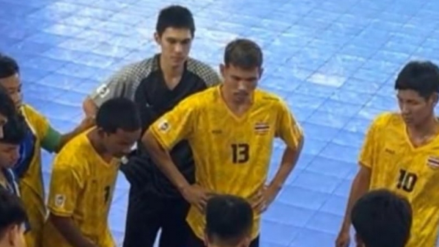 เข้าตัดเชือก !! ฟุตซอลทีมชาติไทย ชุดม.อาเซียน ถล่มคู่แข่ง 3-0 ทะลุรอบรองชนะเลิศ