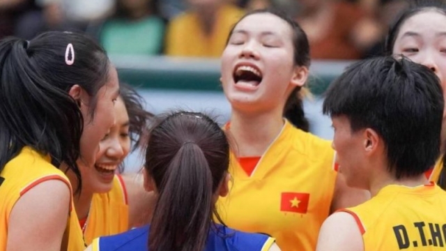สะเทือนกลุ่มไทย !! บทสรุป "วอลเล่ย์บอลหญิงทีมชาติเวียดนาม" U20 พบ ทีมชาติอิหร่าน